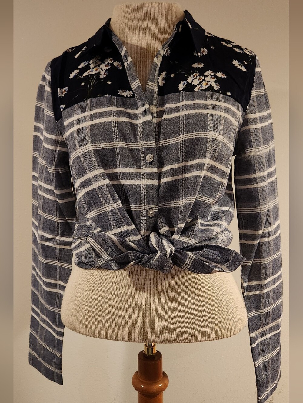 Promesa Navy and White Plaid Button-Up Shirt with Floral Yoke